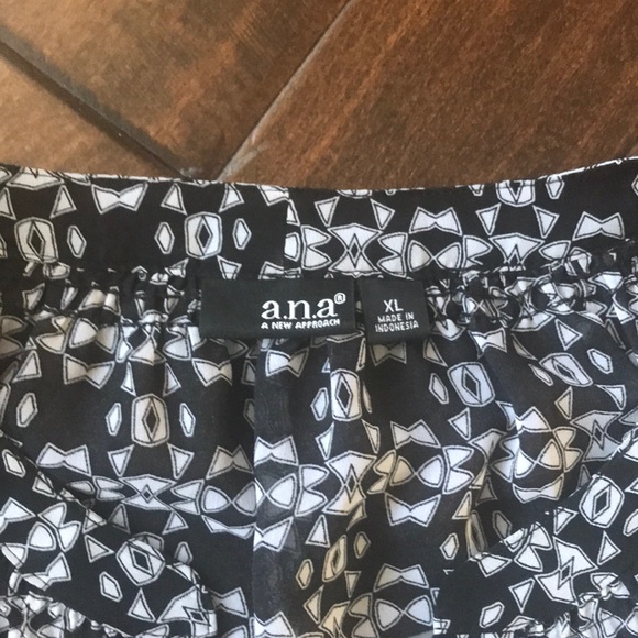 • a.n.a. • sheer blouse - Picture 2 of 3